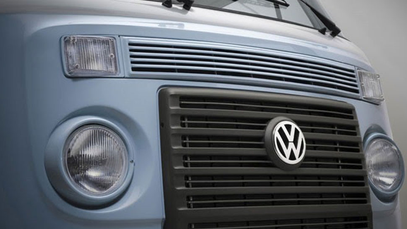 Illustration for article titled Old-School VW Microbus Will Finally End Production This Year